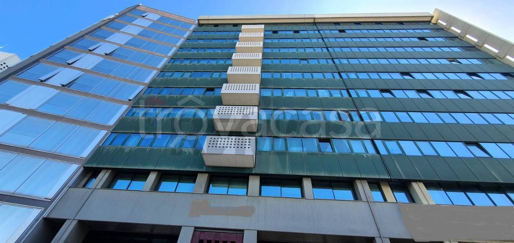 ufficio in vendita a Bari in zona Poggiofranco