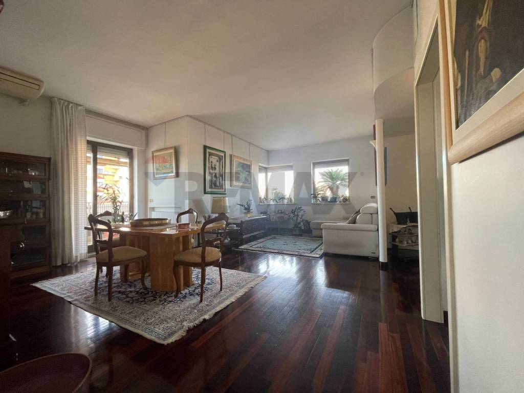 appartamento in vendita a Bari in zona Poggiofranco