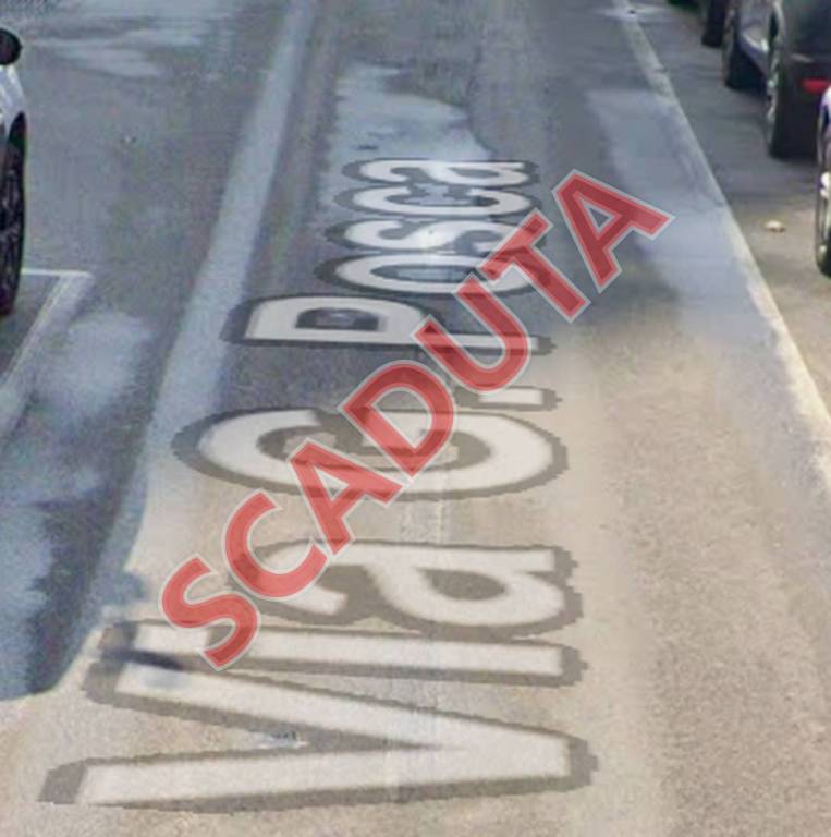 locale commerciale in vendita a Bari in zona Poggiofranco