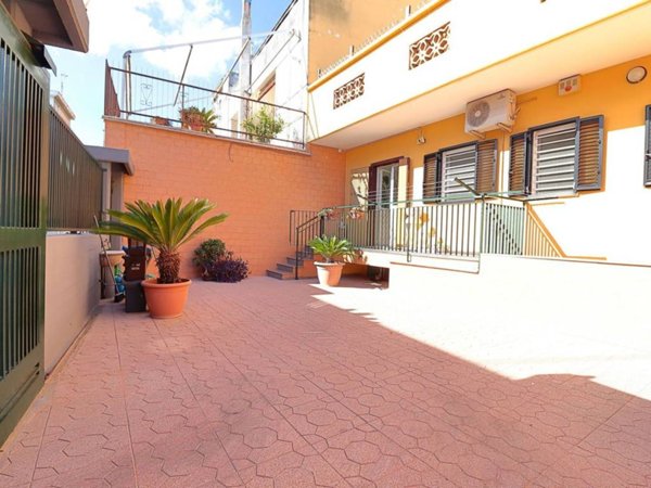 casa indipendente in vendita a Bari in zona Carbonara