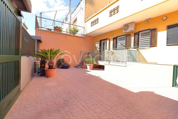 casa indipendente in vendita a Bari in zona Carbonara