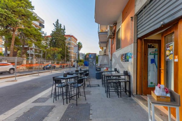 negozio in vendita a Bari in zona San Pasquale