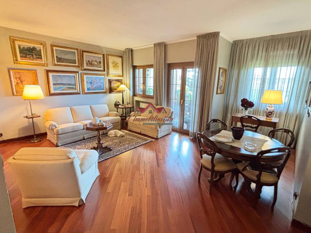 casa indipendente in vendita a Bari in zona Carbonara