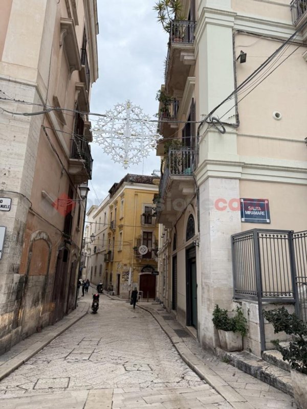 appartamento in vendita a Bari in zona Città Vecchia