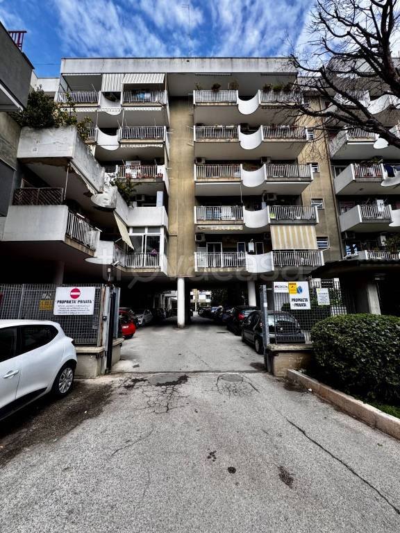 appartamento in vendita a Bari in zona Poggiofranco