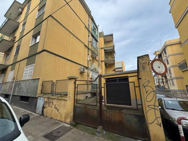 locale commerciale in vendita a Bari in zona San Pasquale