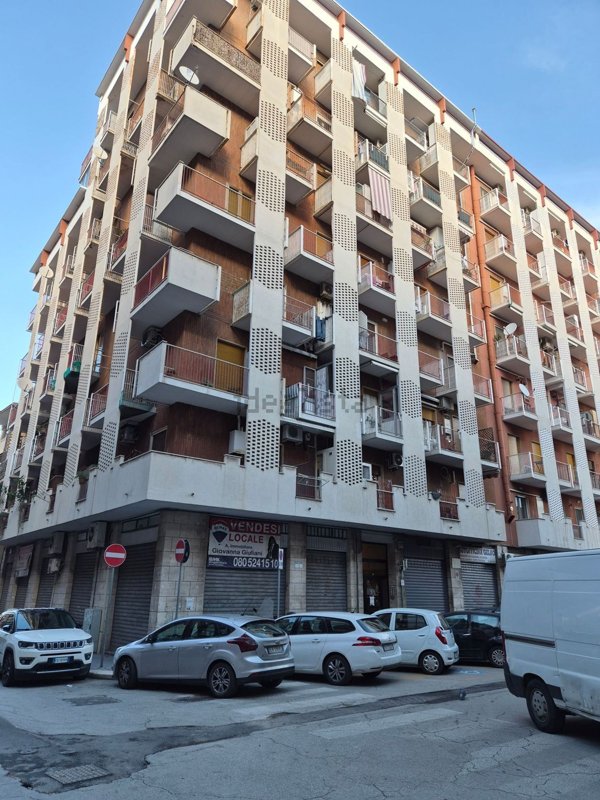 appartamento in vendita a Bari in zona Libertà
