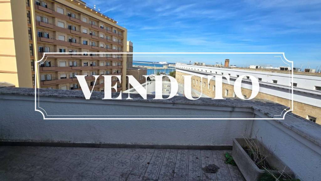 appartamento in vendita a Bari in zona Murat