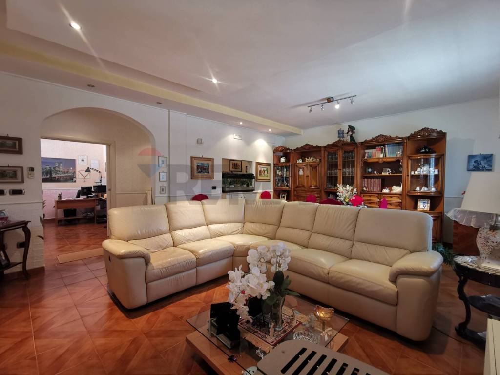 casa indipendente in vendita a Bari in zona Poggiofranco
