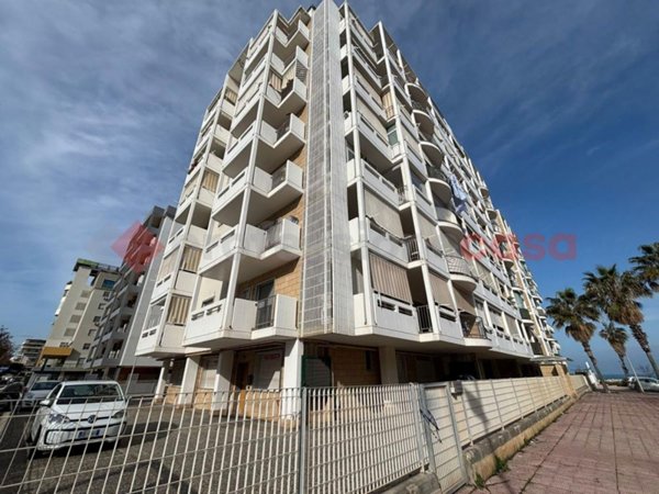 ufficio in vendita a Bari in zona San Girolamo