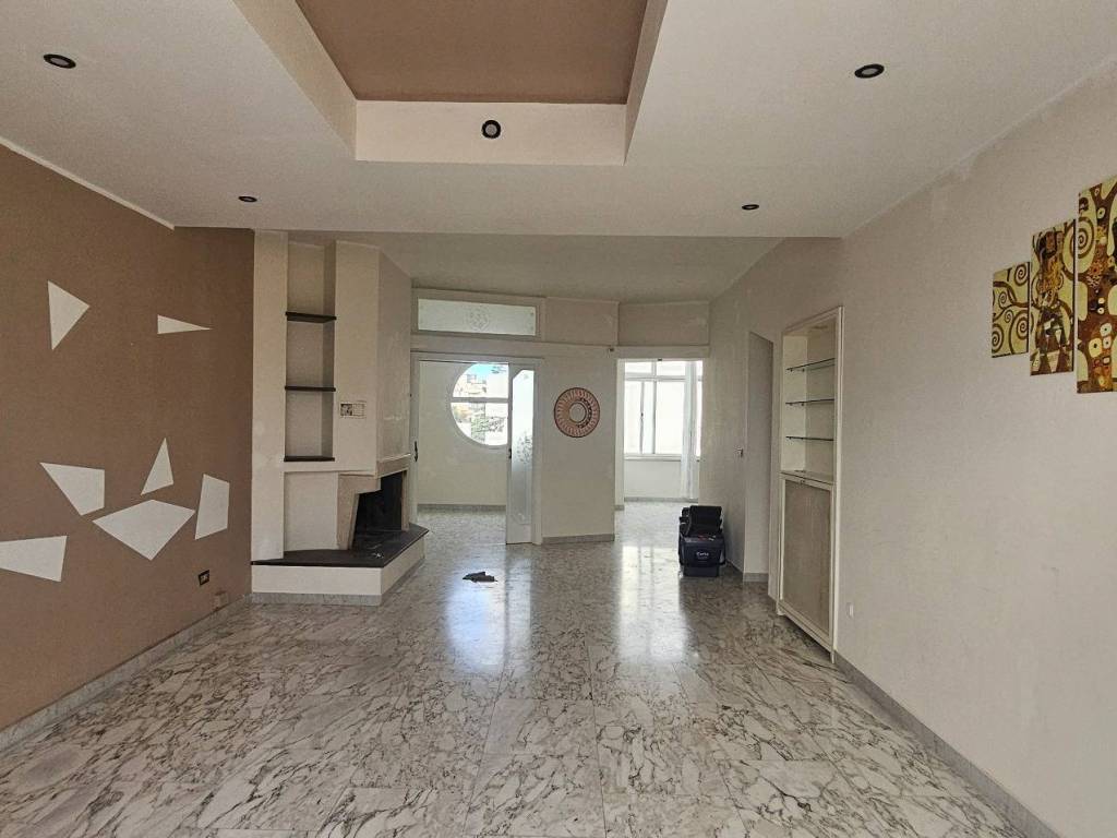 appartamento in vendita a Bari in zona Carbonara