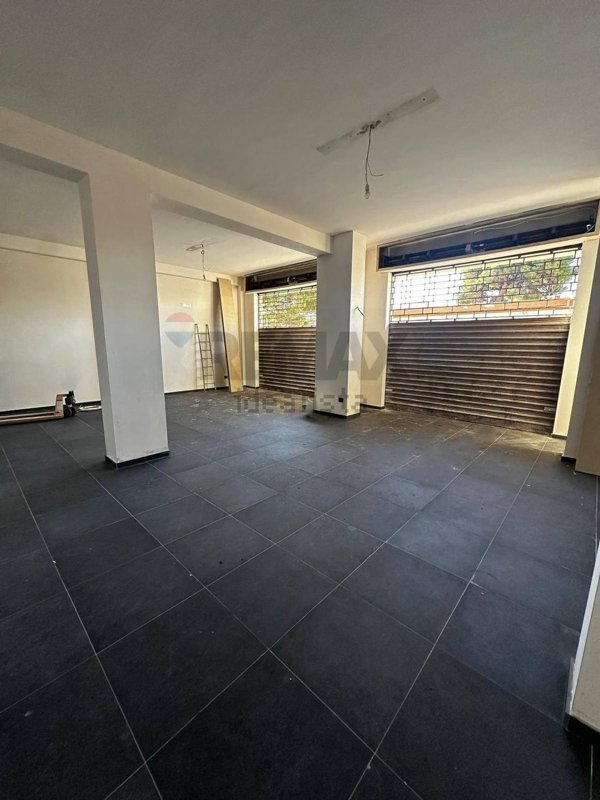 casa indipendente in vendita a Bari in zona Picone