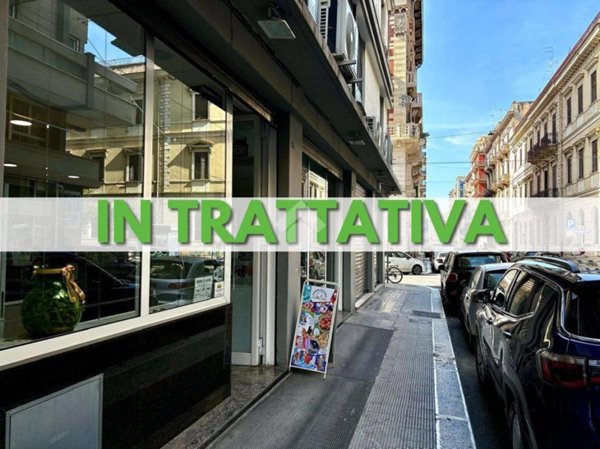 negozio in vendita a Bari in zona Murat