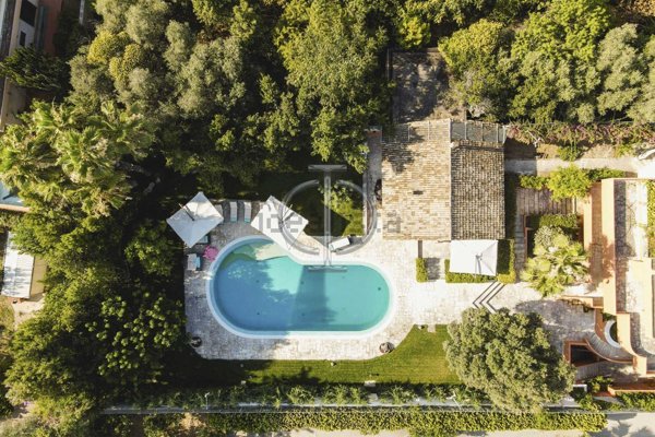 villa in vendita a Bari in zona Carbonara