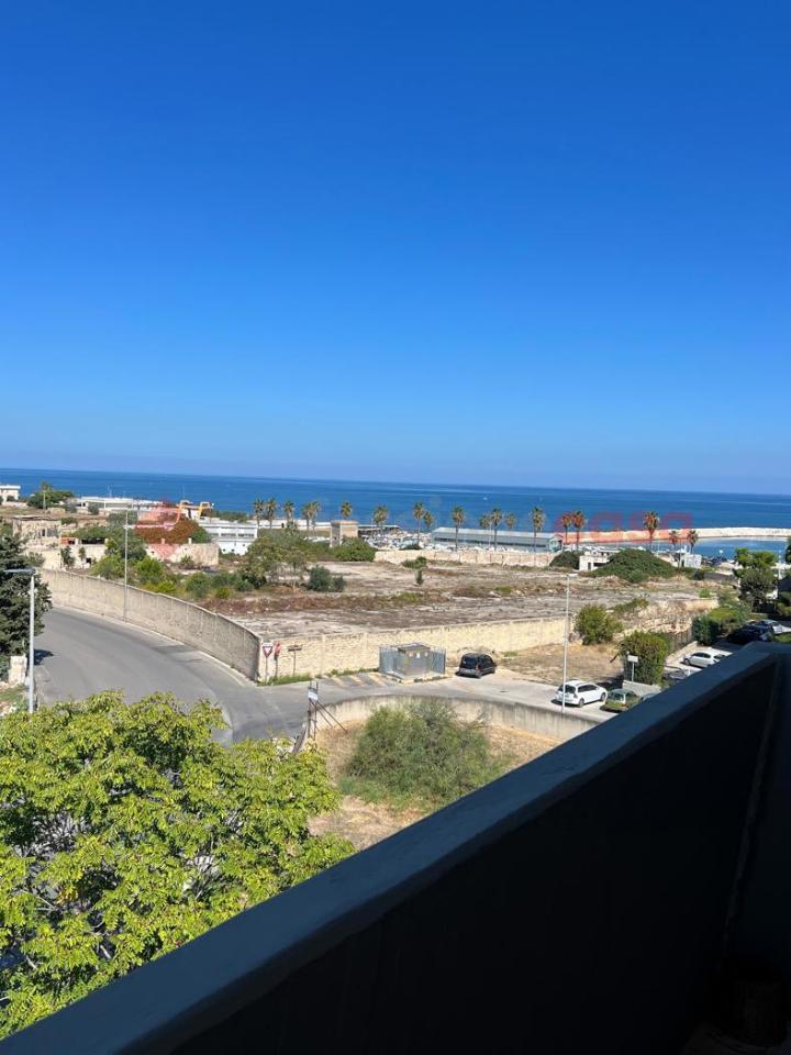appartamento in vendita a Bari in zona San Girolamo