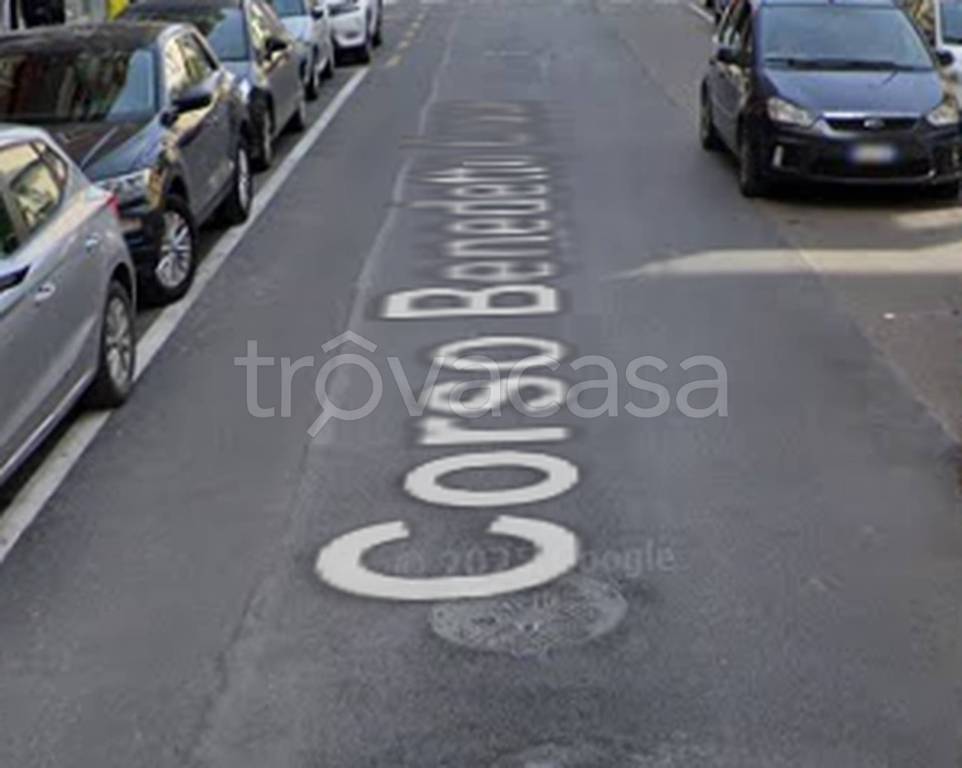 locale commerciale in vendita a Bari in zona Carrassi