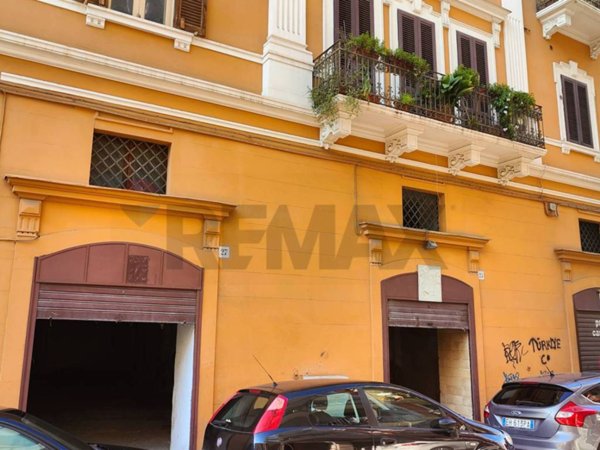 negozio in vendita a Bari in zona San Pasquale