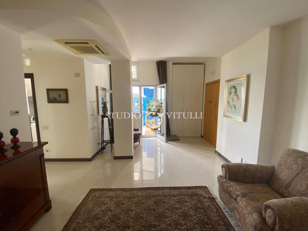 appartamento in vendita a Bari in zona Murat