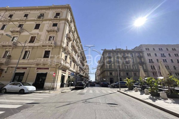 negozio in vendita a Bari in zona Madonnella