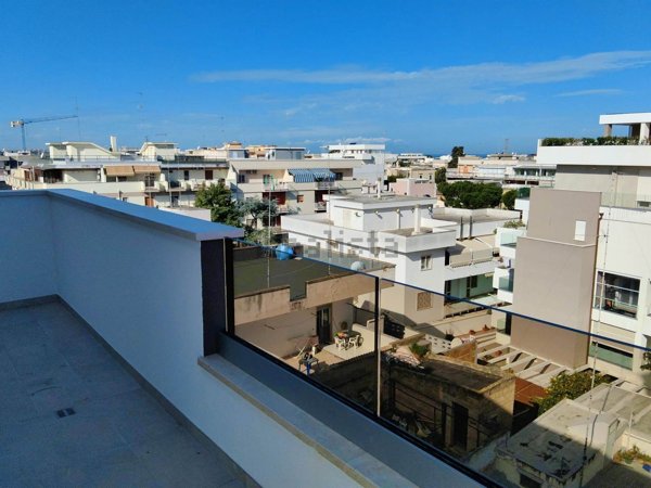 appartamento in vendita a Bari in zona Palese/Macchie