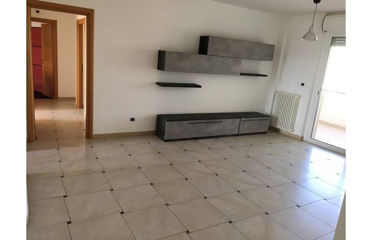 appartamento in vendita a Bari in zona Carbonara