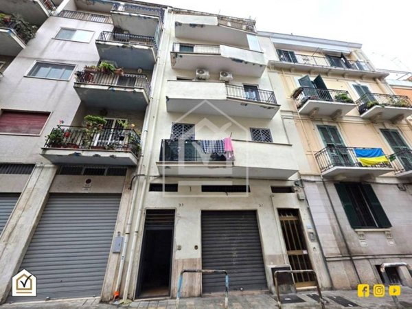 locale commerciale in vendita a Bari in zona Murat