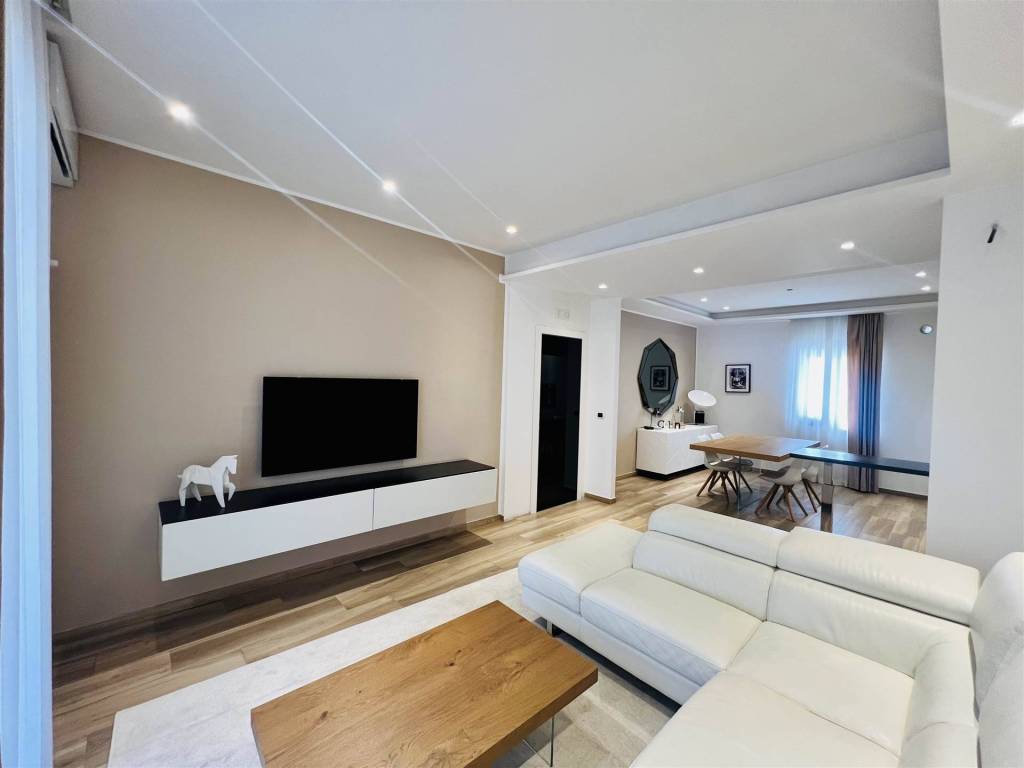 appartamento in vendita a Bari in zona Libertà