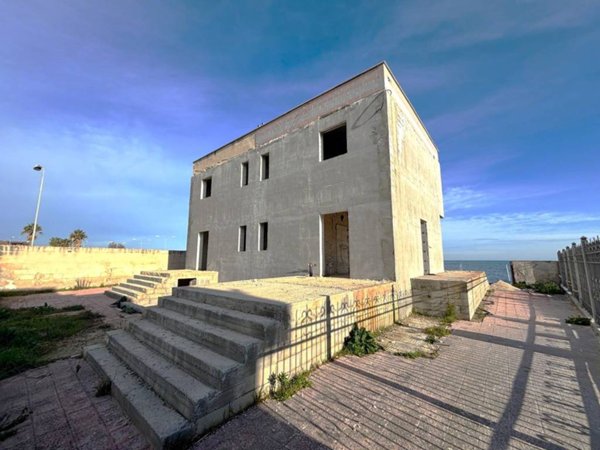 casa indipendente in vendita a Bari in zona Murat