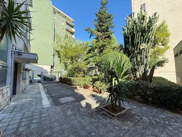 appartamento in vendita a Bari in zona Picone