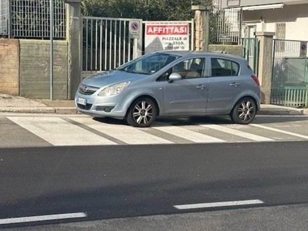 negozio in vendita a Bari in zona Santo Spirito