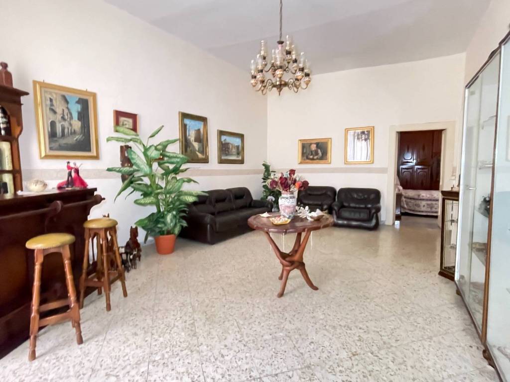 appartamento in vendita a Bari in zona Città Vecchia