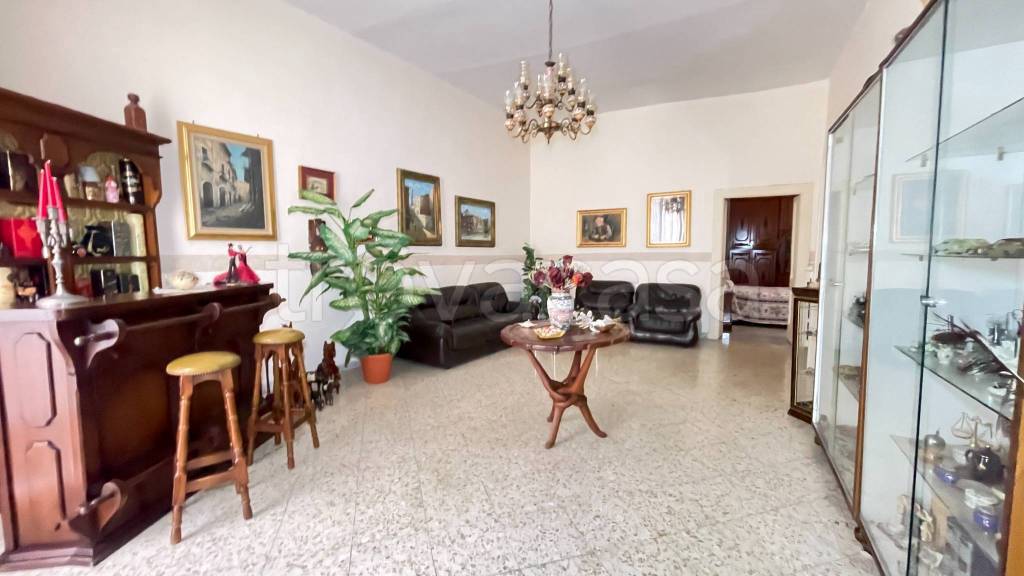 appartamento in vendita a Bari in zona Città Vecchia