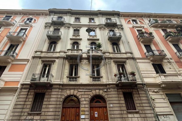 appartamento in vendita a Bari in zona Murat