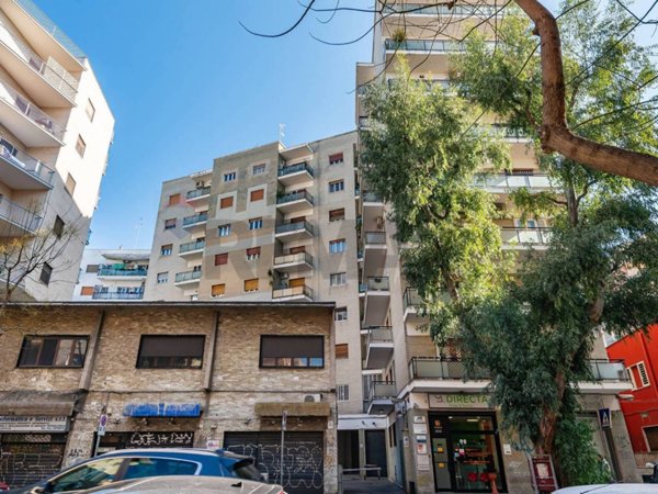 appartamento in vendita a Bari in zona Picone