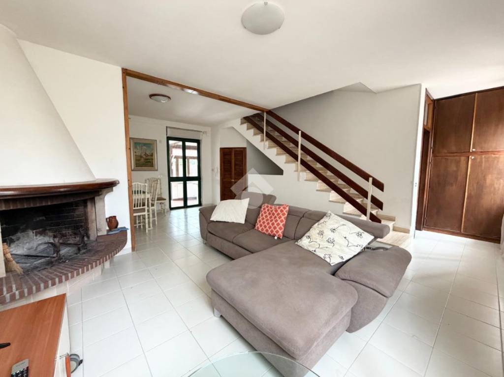 casa indipendente in vendita a Bari in zona Palese/Macchie