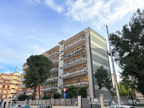 appartamento in vendita a Bari in zona Japigia