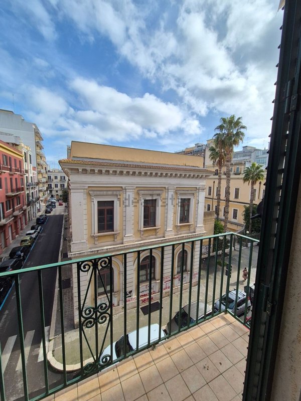 appartamento in vendita a Bari in zona Libertà