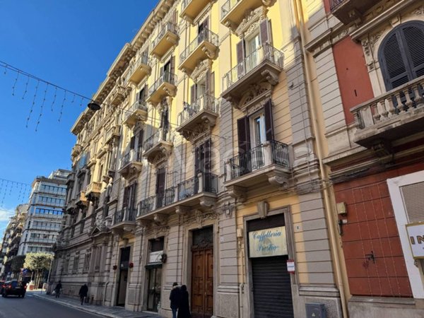 trivano in vendita a Bari in zona Murat