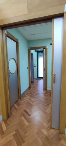 locale commerciale in vendita a Bari in zona San Girolamo