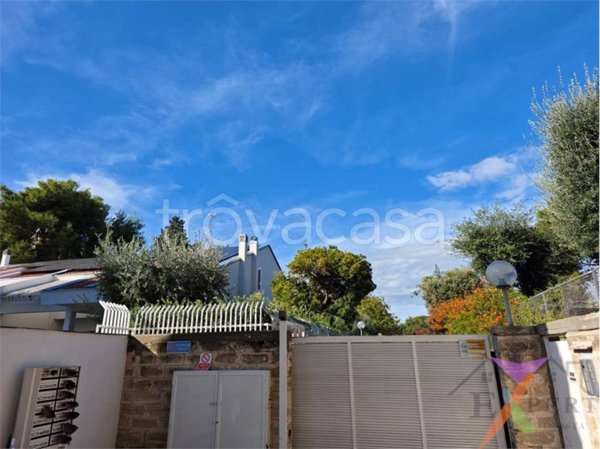 casa indipendente in vendita a Bari in zona Carbonara