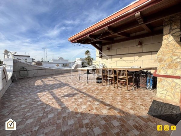 casa indipendente in vendita a Bari in zona Palese/Macchie