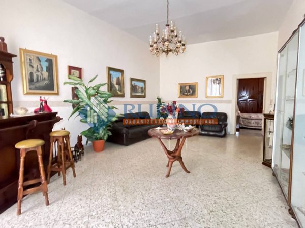 appartamento in vendita a Bari in zona Città Vecchia