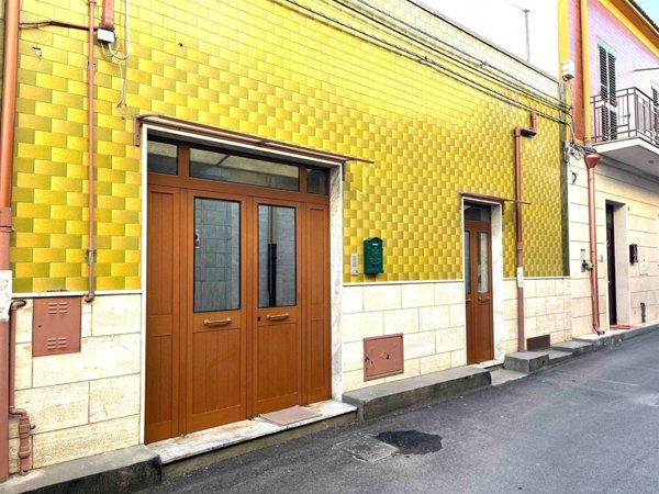 casa indipendente in vendita a Bari in zona Carbonara