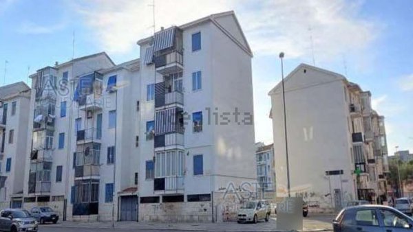 appartamento in vendita a Bari in zona San Paolo