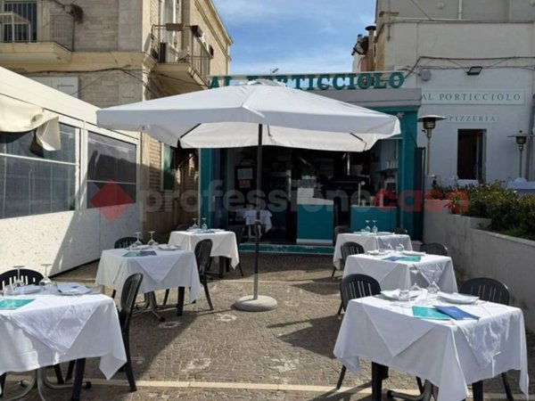 negozio in vendita a Bari in zona Japigia