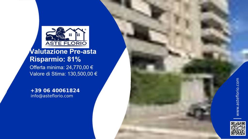 locale commerciale in vendita a Bari in zona Japigia