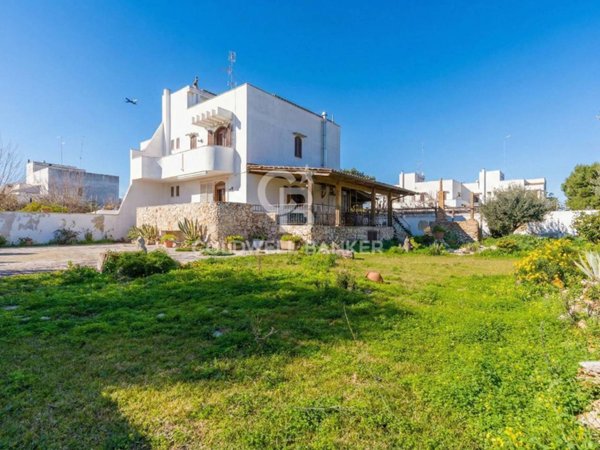 casa indipendente in vendita a Bari in zona Palese/Macchie