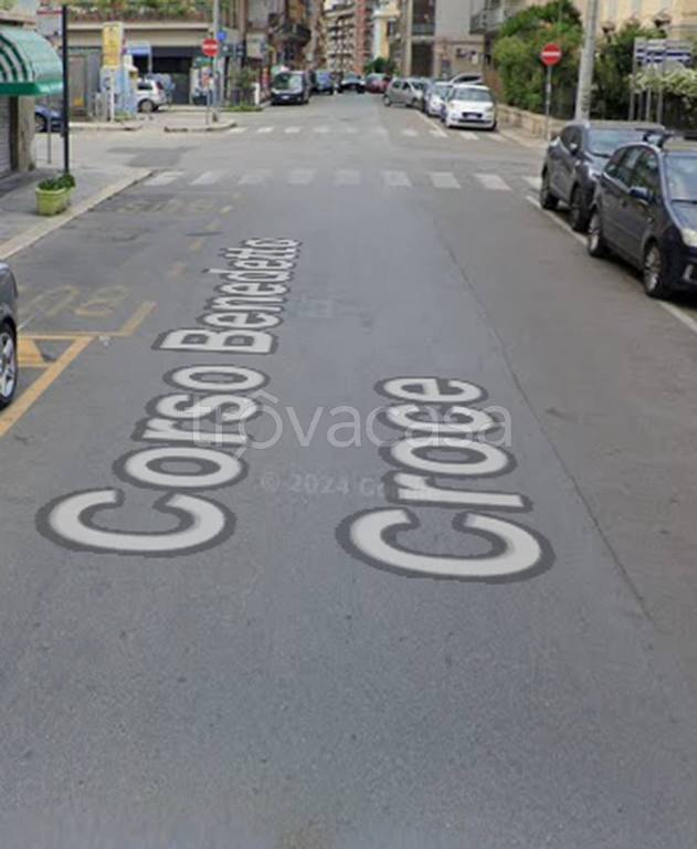 locale commerciale in vendita a Bari in zona Carrassi