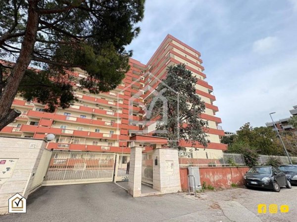 appartamento in vendita a Bari in zona Poggiofranco