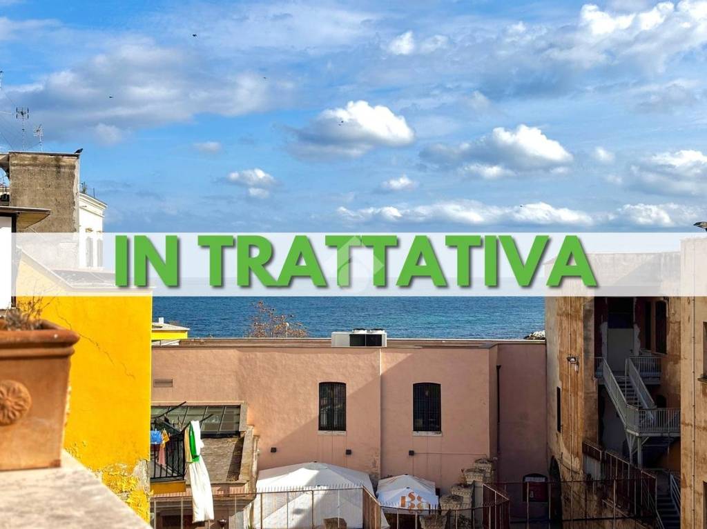 appartamento in vendita a Bari in zona Città Vecchia